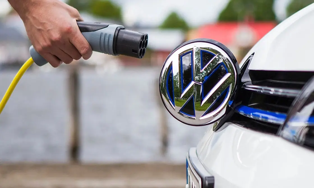 E-Mobilität 2025: Welche Technologien das Autofahren revolutionieren E-Mobilität 2025: Welche Technologien das Autofahren revolutionieren